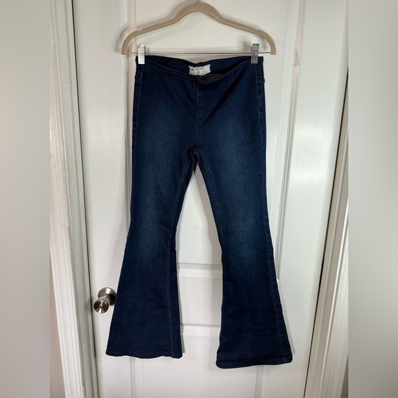 Free People Women’s Dark Denim Penny Pull-On Flare Jeans - Size 26 - Picture 1 of 9